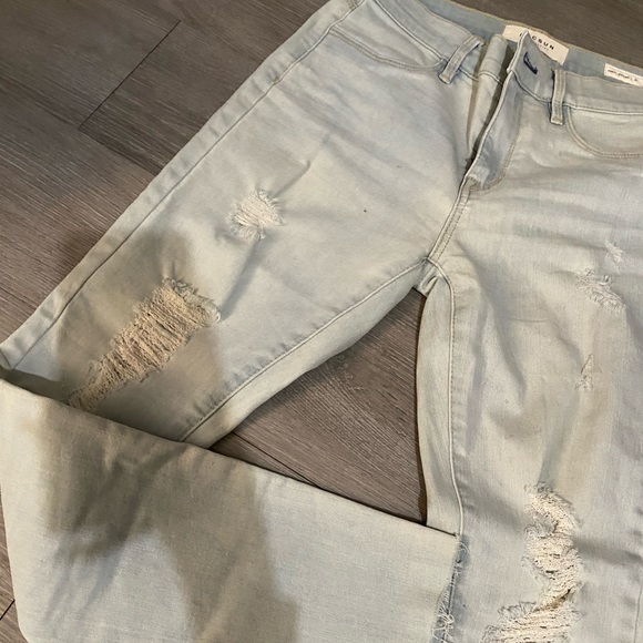 Jeans - Picture 2 of 4